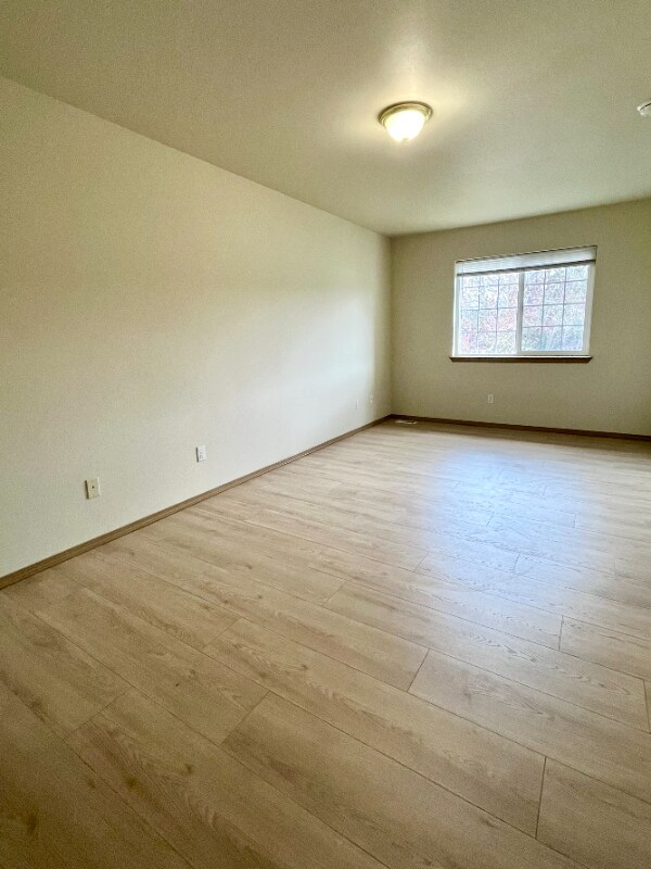 Foto del edificio - 512 Hazel St