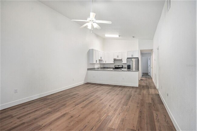 Foto del edificio - 8514 N Hyaleah Rd