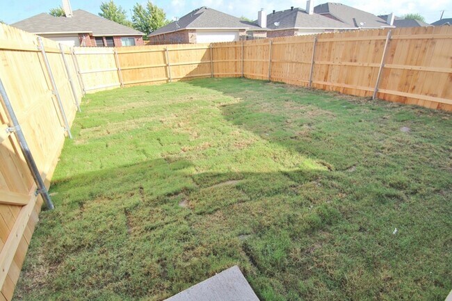 Building Photo - Millbrook - 1931 Mosley Dr, Lancaster, TX,...