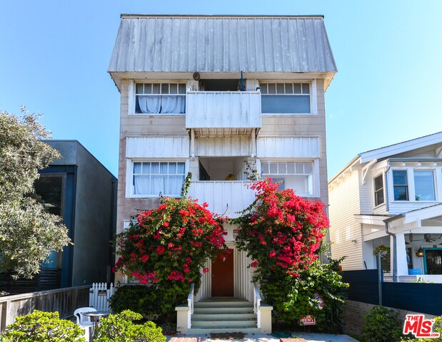 Foto principal - 30 Dudley Ave