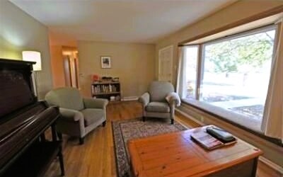 Front Room - 787 S Grape St