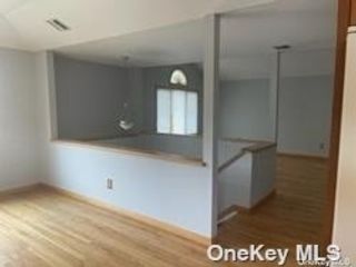 Building Photo - 1305 Cayuga Ave