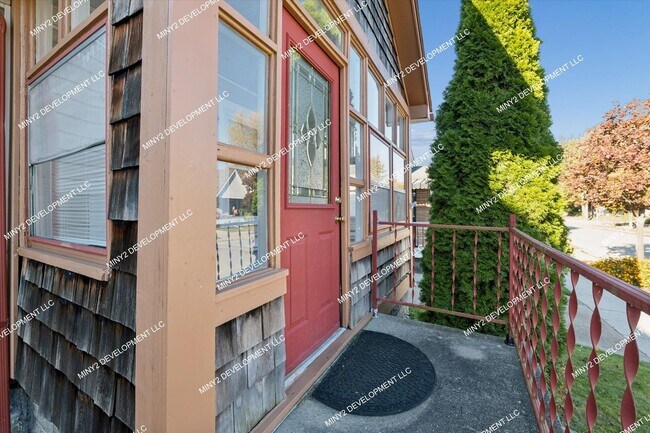 Foto del edificio - 22618 Maxine St