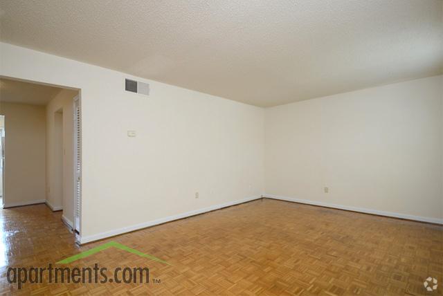 Sala de estar - Chestnut Arms Apartments