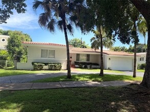 Building Photo - 1420 Baracoa Ave