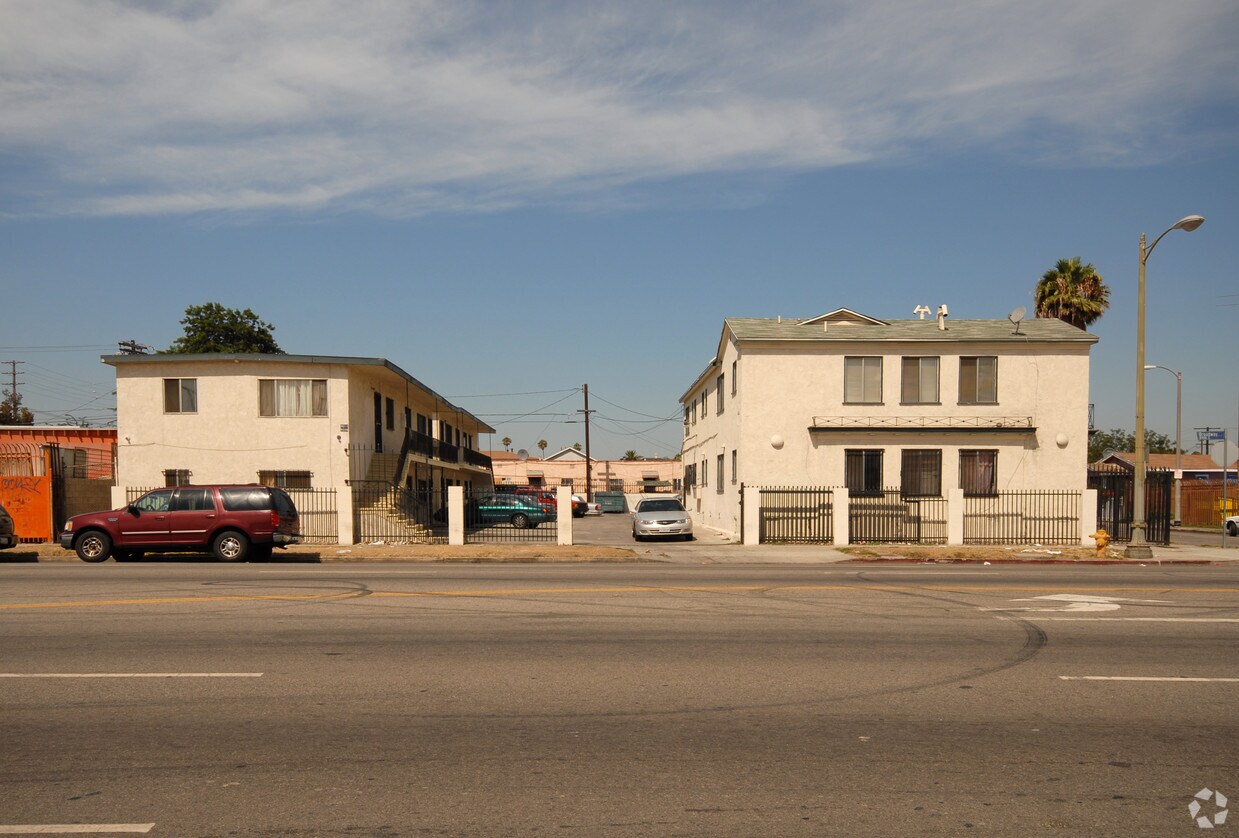 Primary Photo - 9001-9011 S Broadway