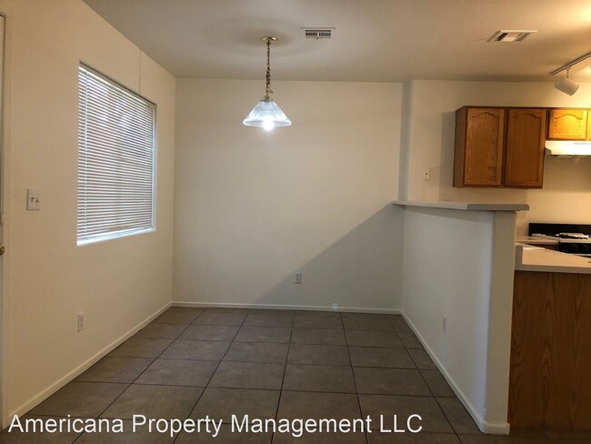 Building Photo - 3 br, 2.5 bath House - 2520 Sierra Luna Av...