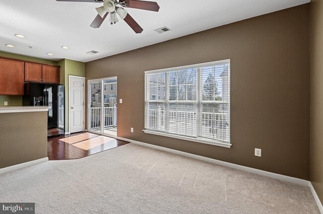 Foto del edificio - 12328 ROLLYS Ave