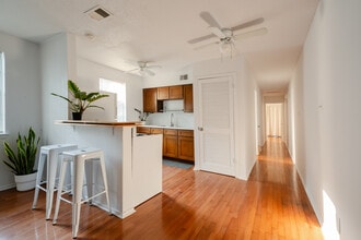 Building Photo - 1337 Vinton Ave