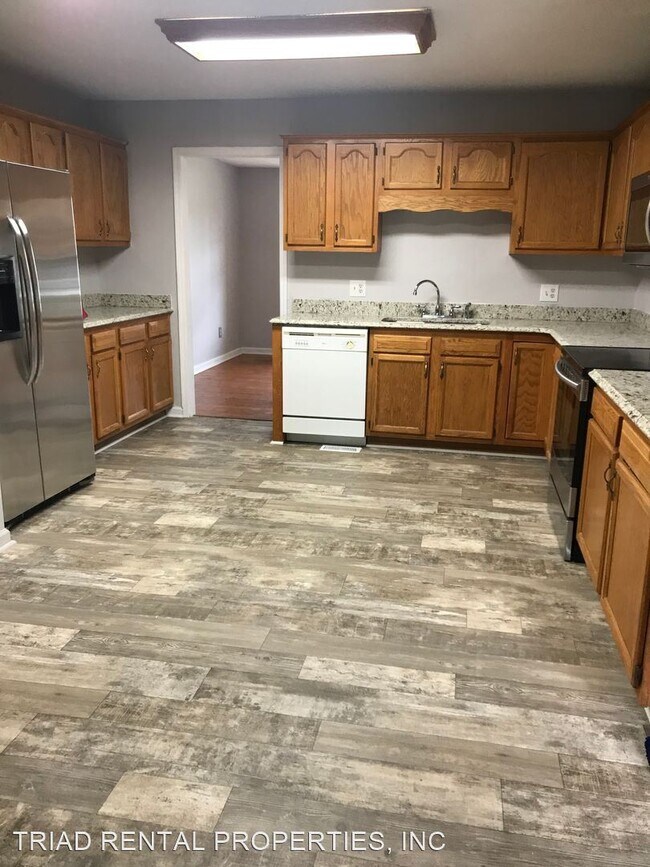Building Photo - 3 br, 2 bath House - 2807 HORSESHOE BEND RD