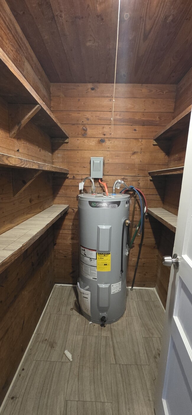 Foto del edificio - 810 E Vine St