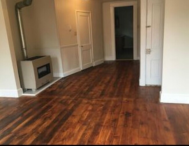 Building Photo - Charming 2BR / 1BA in SOWE Lancaster City