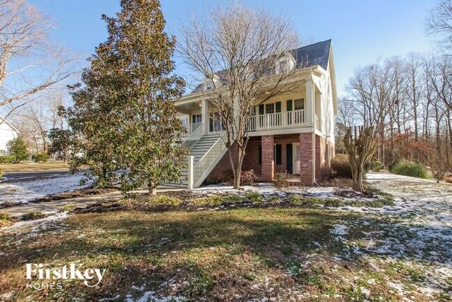 Building Photo - 5501 Creft Cir