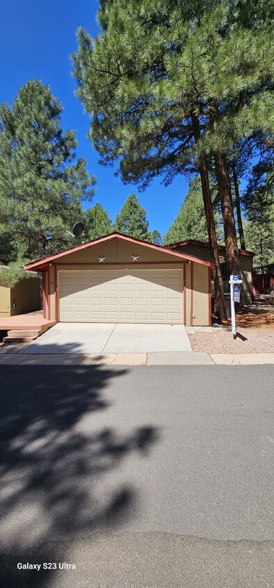 Photo - 2401 W Rte 66 (Flagstaff, AZ)