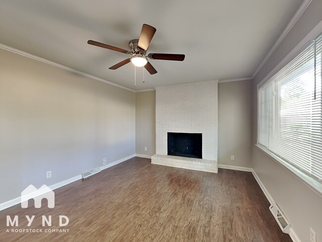 Foto del edificio - 3581 Travis Ln NW