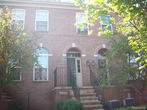 Primary Photo - 20273 Rodeo Ct