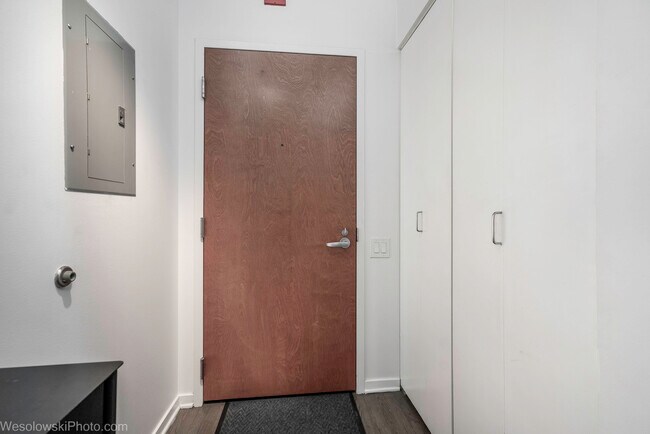 Foto del edificio - 210 S Desplaines St