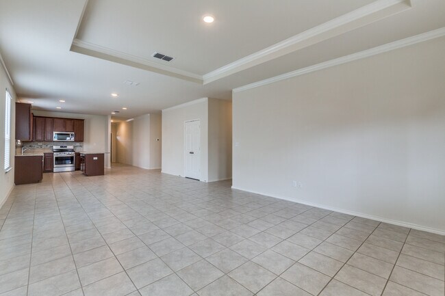 Building Photo - 13907 Knob Crk