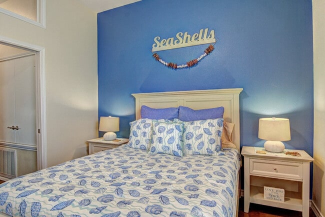 Building Photo - 2211 TX-361