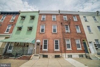 Building Photo - 2427 E Allegheny Ave