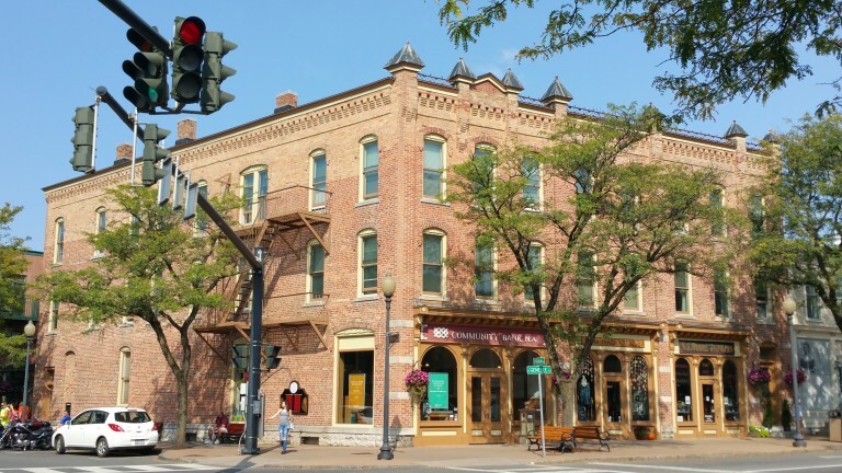 Primary Photo - 7 E Genesee St