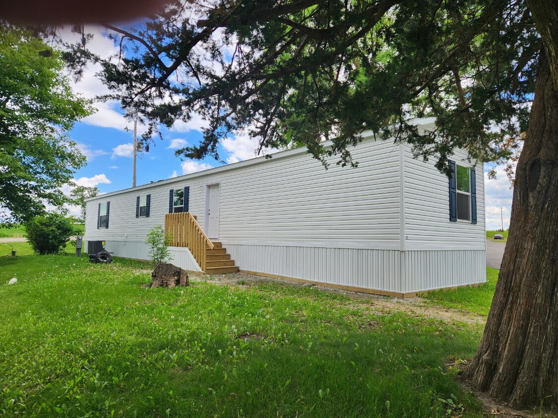 Primary Photo - 5900 Osage Rd