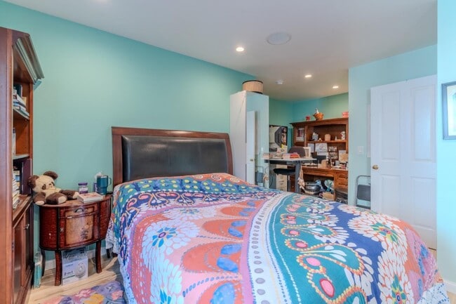 Foto del edificio - 350 6th St