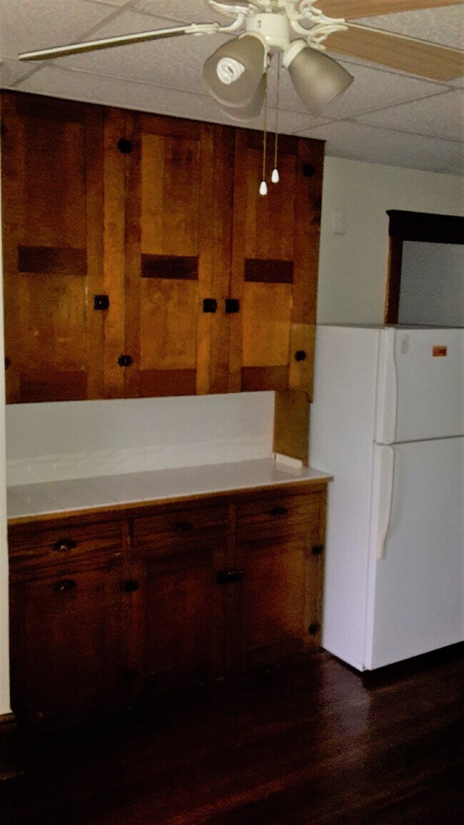 Foto del edificio - 1171 W Main St