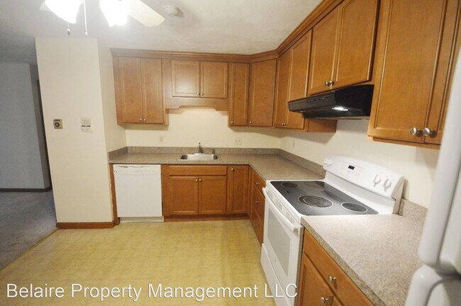 Foto del edificio - 2 br, 1 bath House - 15 Mayo Drive #32 32