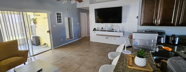 Foto del edificio - 7338 Marseille Cir