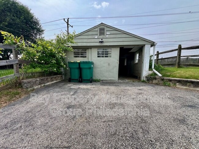 Building Photo - 513 Kingwood Rd
