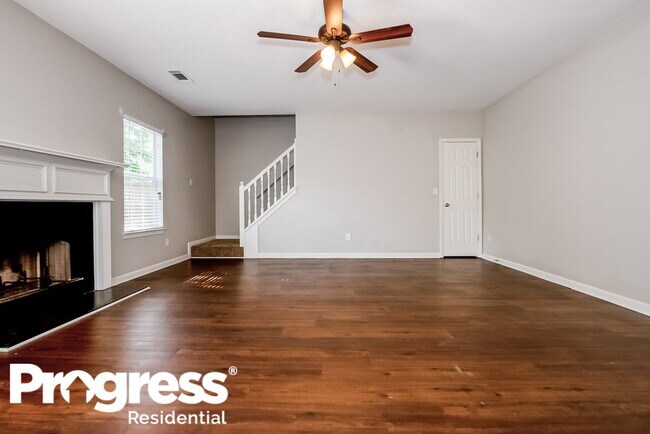 Foto del edificio - 182 Kentwood Springs Dr