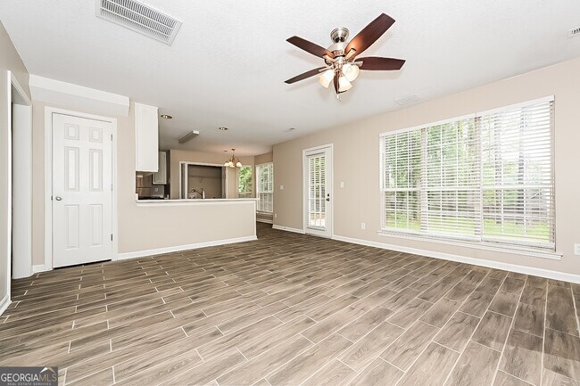 Foto del edificio - 176 Pine Branch Dr