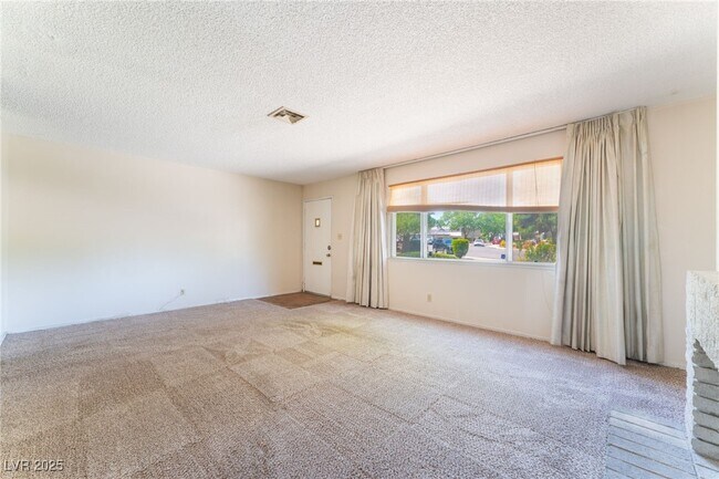 Foto del edificio - 237 Greenbriar Townhouse Way