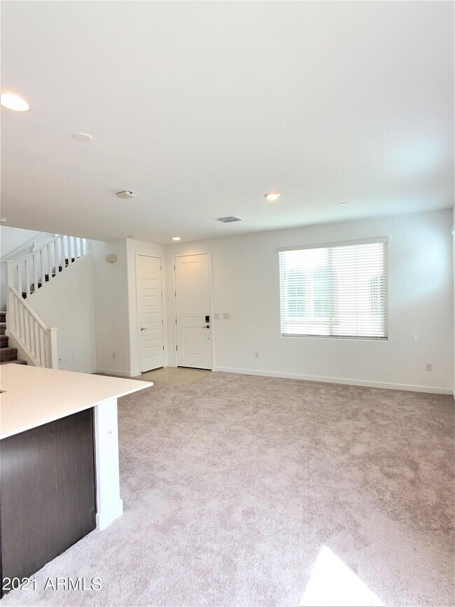 Building Photo - 4100 E Pinelake Way