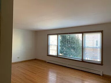 Foto del edificio - 5838 W Montrose Ave