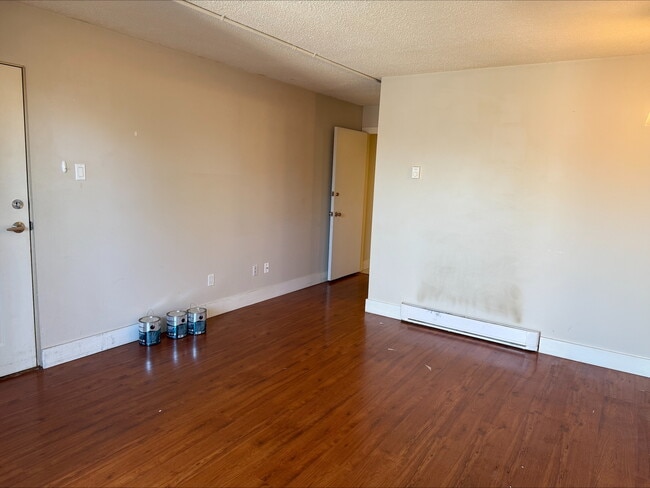 Building Photo - 1500 Dogwood St