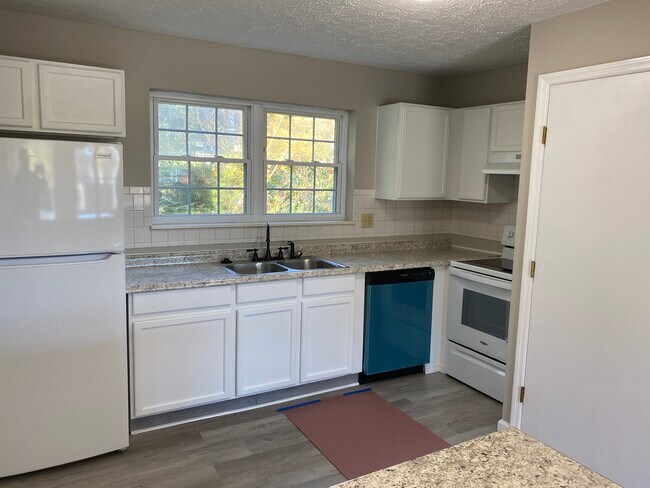Cocina 1 - 2523 Cedar Ln