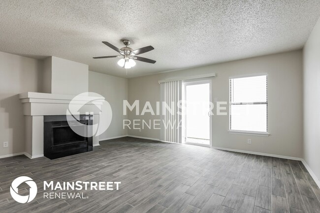 Building Photo - 6839 Flaming Ridge Dr
