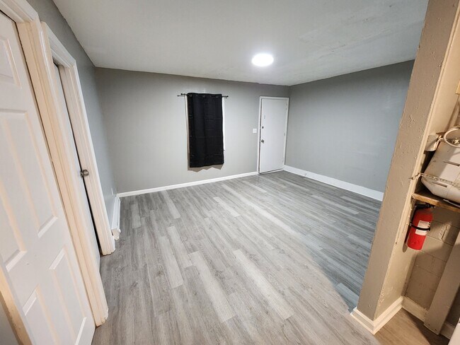 Foto del edificio - 1422 Bancroft St