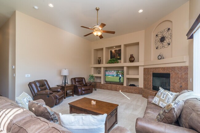 Foto del edificio - 37023 N 12th St
