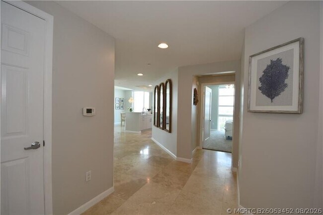 Foto del edificio - 1819 SE 17th St