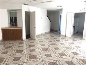 Foto del edificio - 8323 Wilcrest Dr