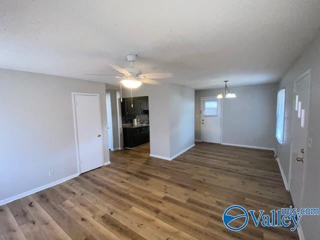 Foto del edificio - 706 Larry Dr