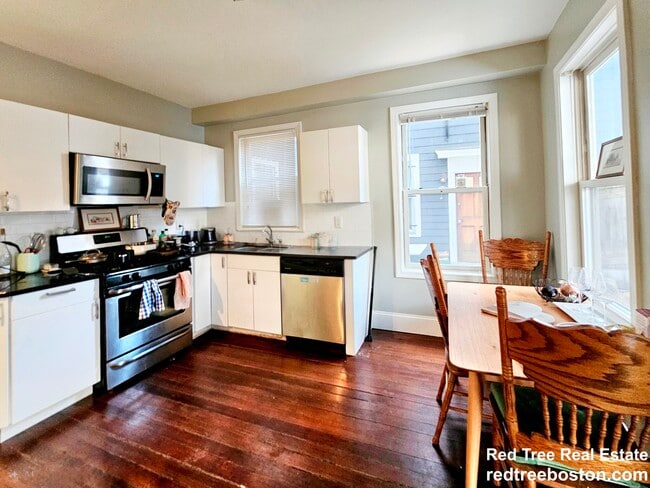 Foto del edificio - 23 Evergreen St