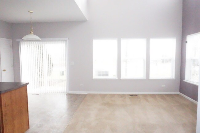 Building Photo - 3740 Pope Ct