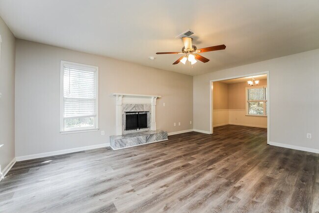 Foto del edificio - 3280 Pond Ridge Trail