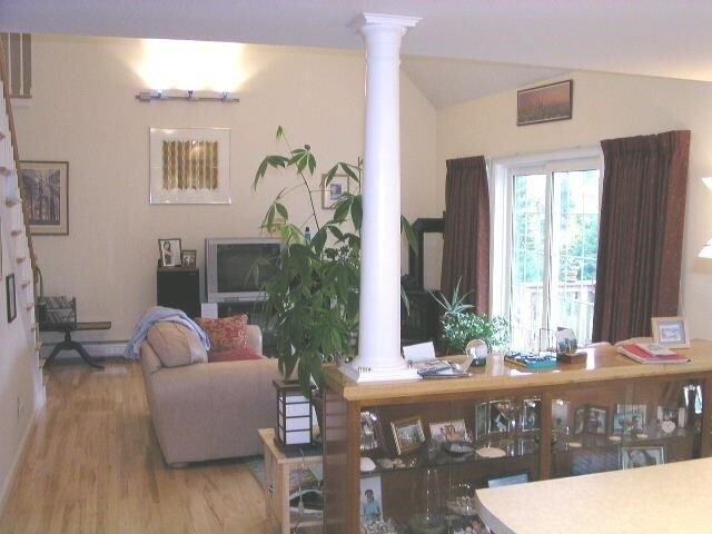 Foto del edificio - 104 Stoney Brook Rd