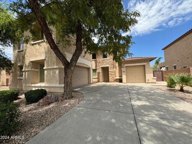 Building Photo - 642 E Torrey Pines Pl