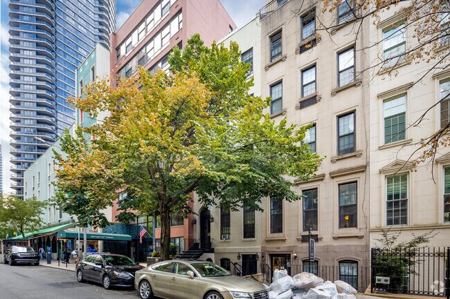 Foto del edificio - 164 E 61st St